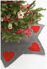 Hearts of Christmas Tree Skirt