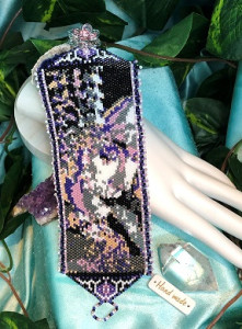 Hidden Beauty, Purple Geisha Bracelet